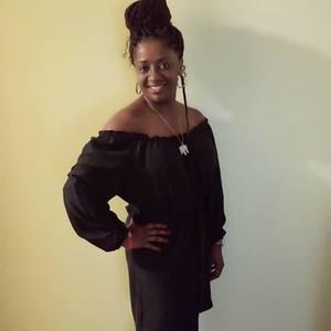 Meet your Posher, Tania